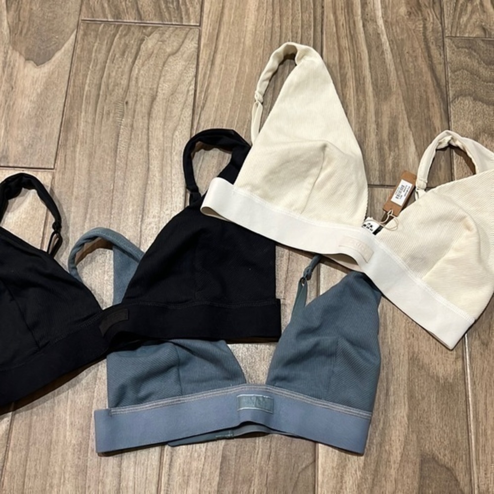 Skims bralette